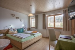 k-Haus Enzian Baenken 5 Hinterthiersee Zimmer 5